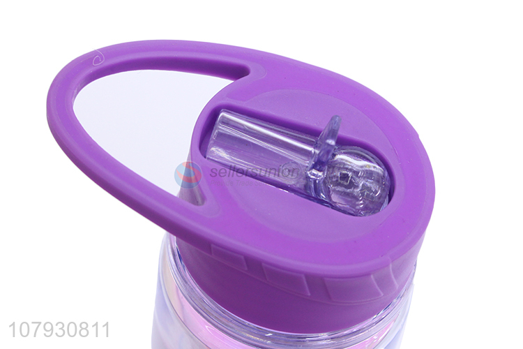 High quality ladies girls plastic water bottle straw drinking bottle with handle