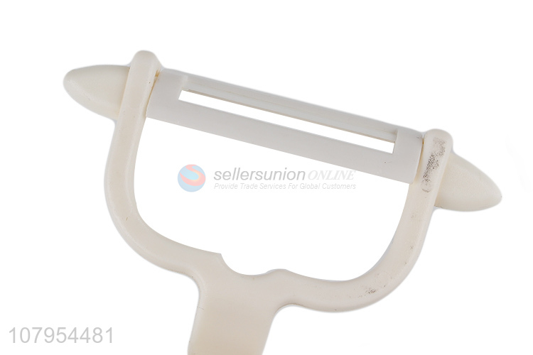 High quality plastic handle ceramic fruit peeler melon planer wholesale