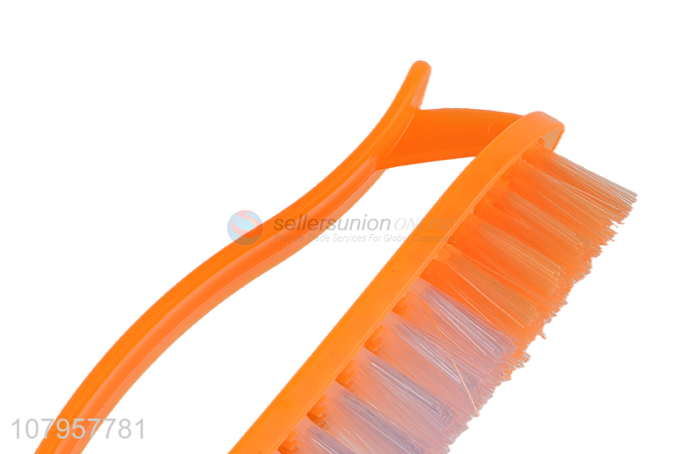 Hot popular orange plastic laundry brush universal hanging brush