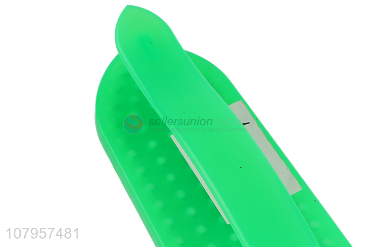 Yiwu exports green plastic scrubbing brush household laundry brush