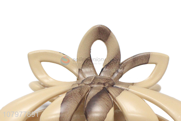 Good price frosted claw clip ladies temperament hairpin wholesale