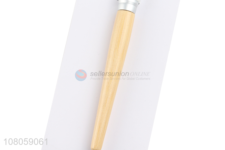 Wholesale bamboo handle makeup brush ladies foundation Brush