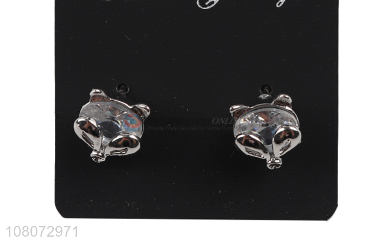 Good quality silver fashion jewelry ear stud earrings