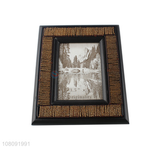 Wholesale newest standing European style retro wooden photo frame