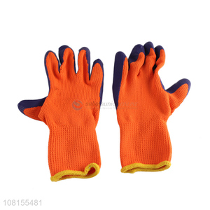 Hot selling cold weather latex embossing winter work gloves
