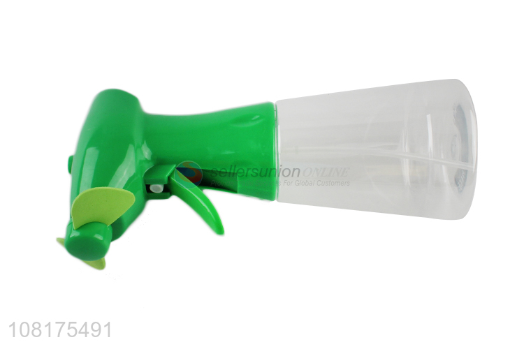 Wholesale mini portable battery operated water spray fan