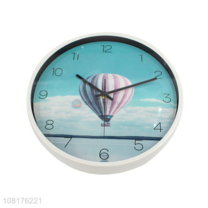 Best price hot air balloon round plastic wall clock home decor