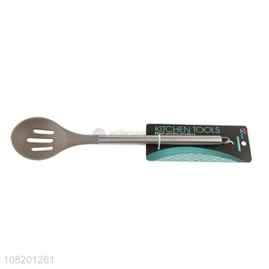 Factory price long handle slotted spoon kitchen utensil