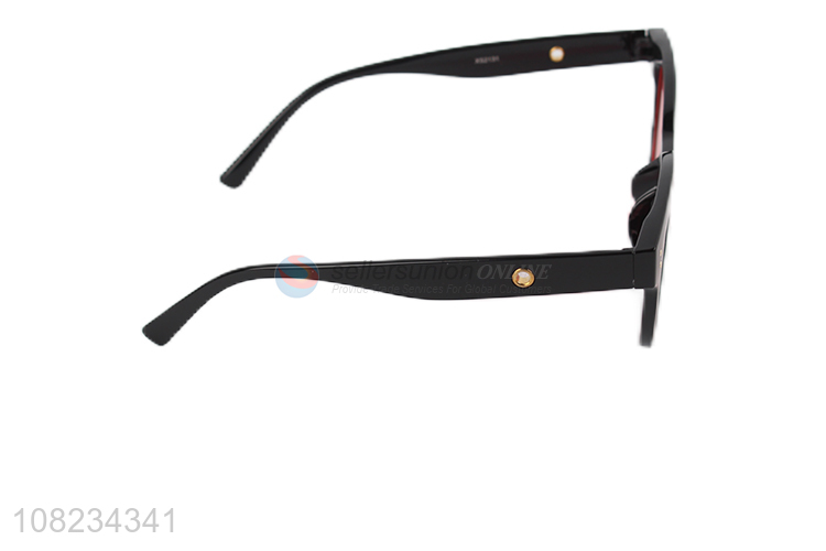 Good wholesale price fashion PC sunglasses for outdoor