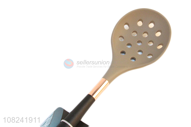 Yiwu market slotted spoon with nylon handle for kitchen