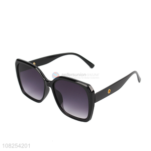 Wholesale Unisex Shades Fashion Sunglasses With Good Price