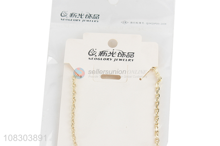 Yiwu direct sale golden temperament necklace girls fashion necklace