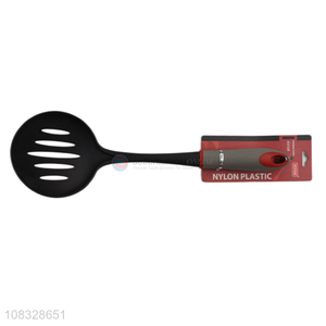 Factory price creative nylon slotted spoon kitchen utensils