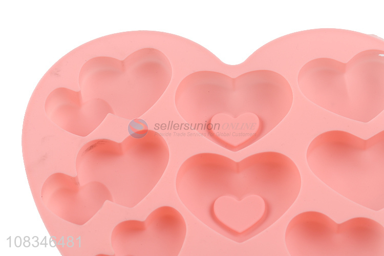 Good quality creative love cake mould kitchen silicone mould