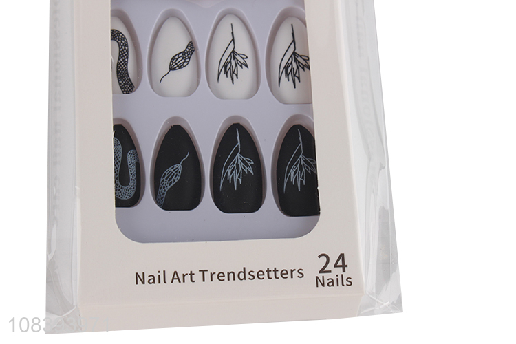 China supplier novelty artificial nails fake nails for cool girls