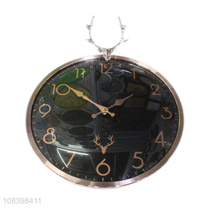 Factory wholesale plastic antler wall clock silent quartz clock