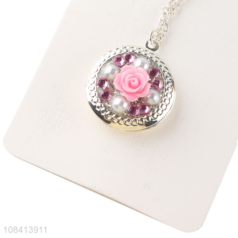 High quality temperament rose necklace for ladies