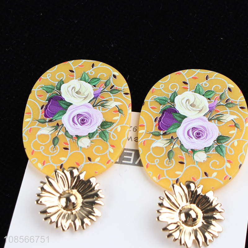 Hot selling floral acrylic earrings stud earrings for girls