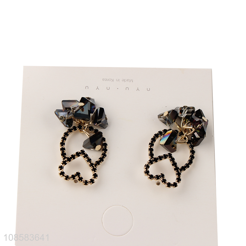 Low price creative fashion alloy earrings ear studs for sale