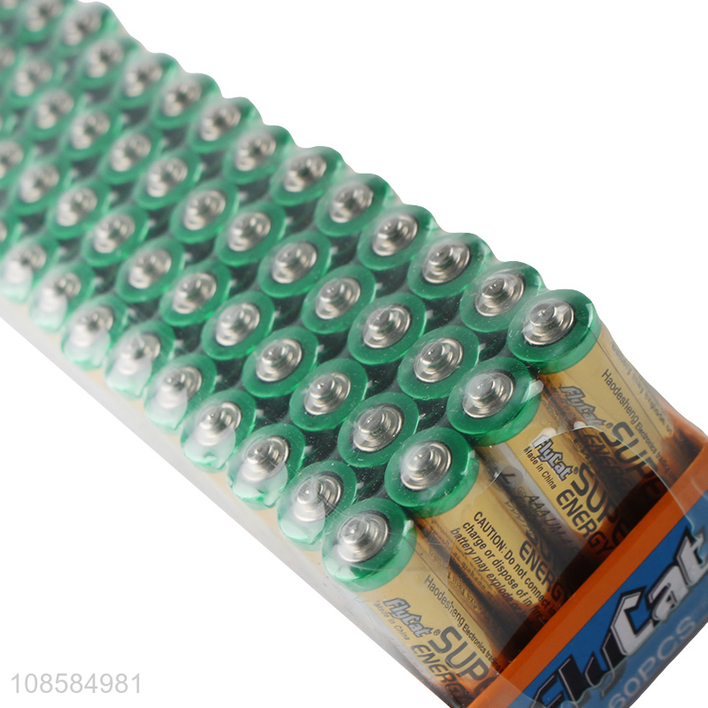 Online wholesale 4 pieces 1.5V AAA carbon-zinc batteries