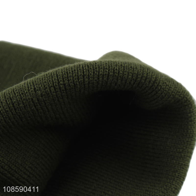 Wholesale unisex winter cuffed skull cap beanie hat with patch