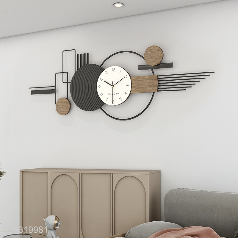 Online wholesale modern simple iron art wall clock for home office decor