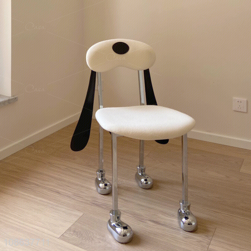 Good quality cute dog backrest chair  dining chair for living room