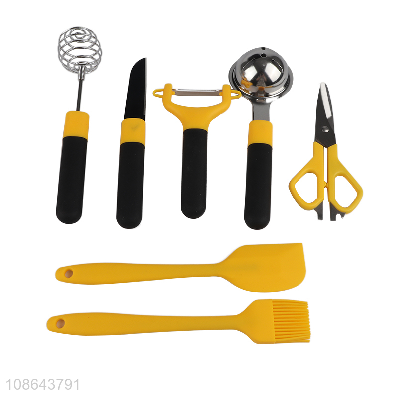 Yiwu factory yellow 8pcs kitchen gadget set for household