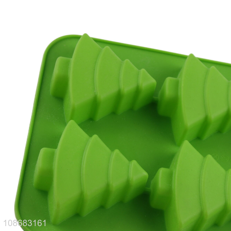 Wholesale Christmas tree shaped silicone molds for candy chocolate jello pudding