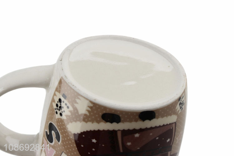 Yiwu factory ceramic christmas water cup drinking cup with handle