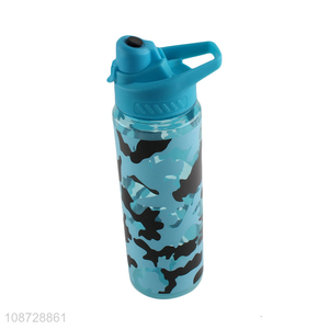 Factory price 700ml camouflage color plastic water bottle with straw