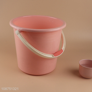 Factory supply plastic bathroom water container bucket with non-slip handle