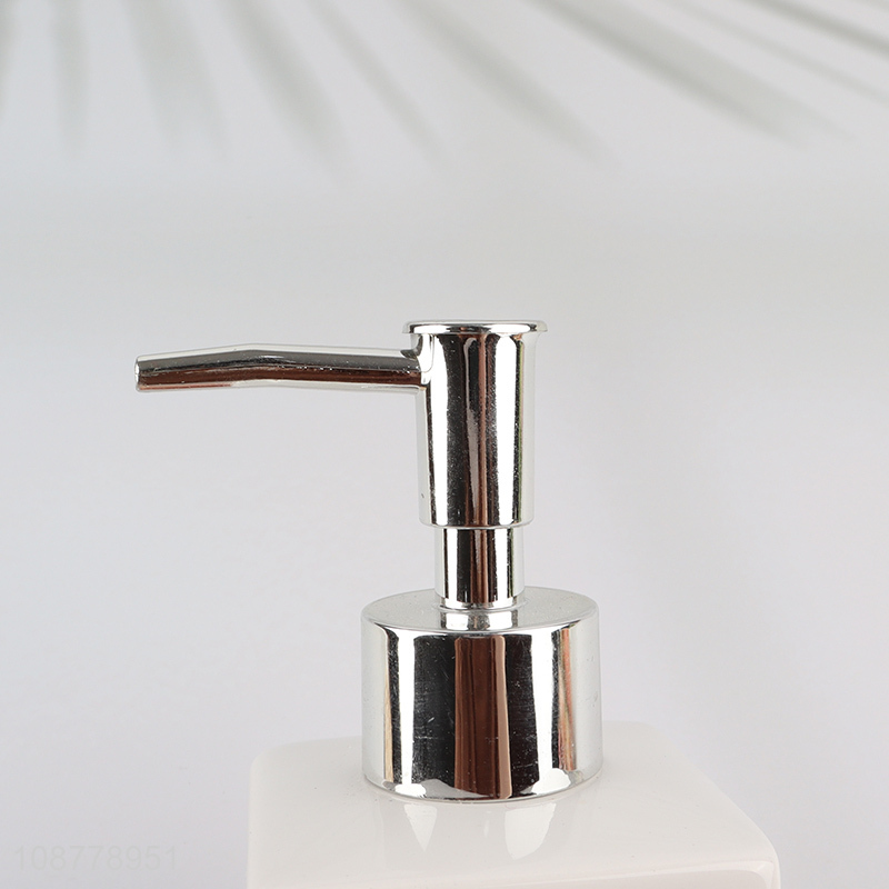 Online wholesale bathroom accessories liquid soap dispenser