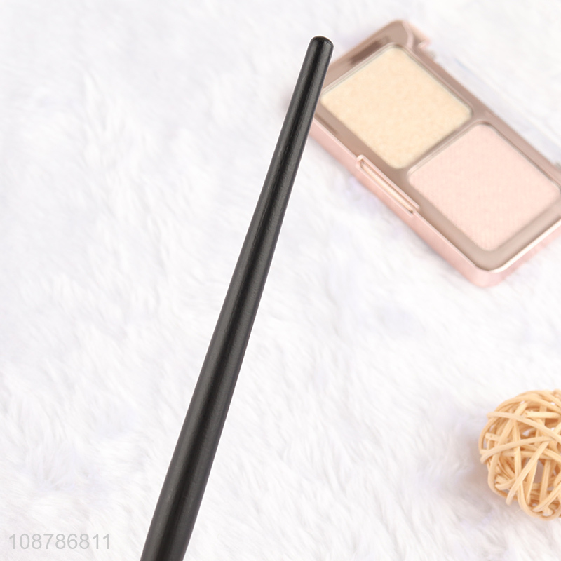 New product makeup brush nylon bristle lip brush for lipstick