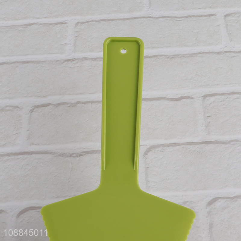 Popular products plastic kitchen gadget pizza spatula for sale