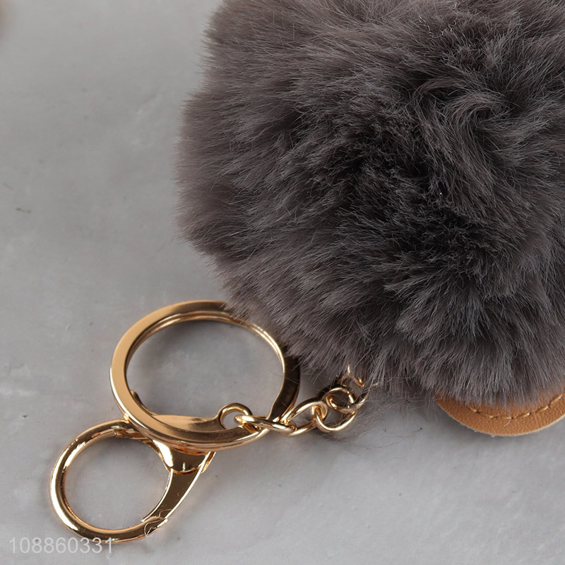 Hot selling pom pom key chain fluffy ball keychain key ring holder
