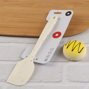 Yiwu market non-stick silicone baking tool scraper