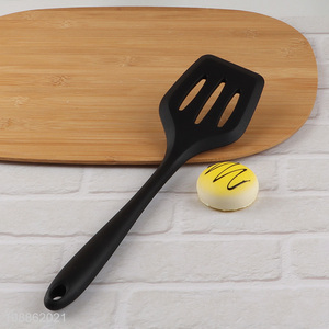 China wholesale black cooking kitchen utensils slotted spatula