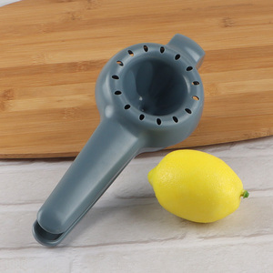 Factory price heavy duty handheld plastic lemon juicer squeezer