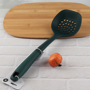 New arrival heat resistant silicone slotted ladle with plastic handle