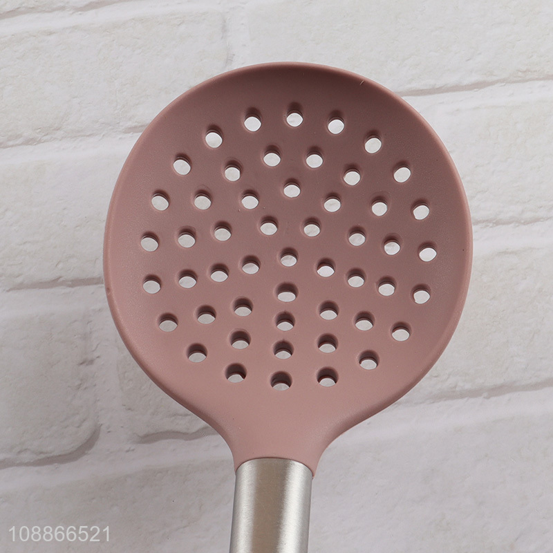 Good quality non-stick heat resistant silicone skimmer for straining