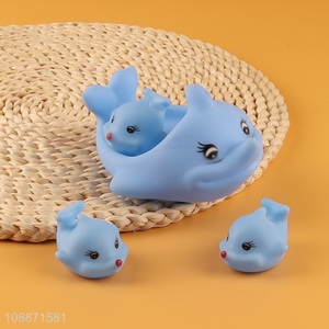 Hot selling dolphin family bath toys with 3 baby dolphins for bathtime