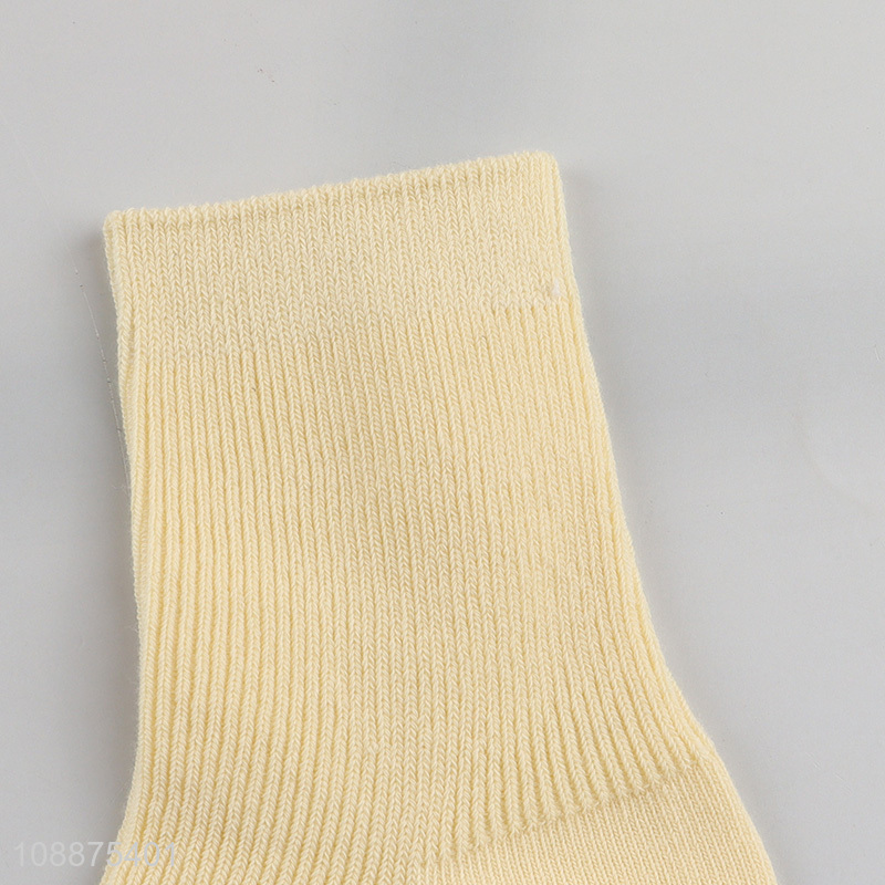 High quality soft comfy cotton moisture-wicking athletic crew socks