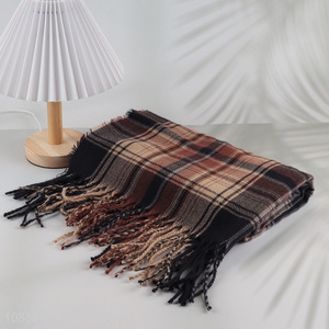 Factory price women's scarf winter warm plaided scarf fringe scarf