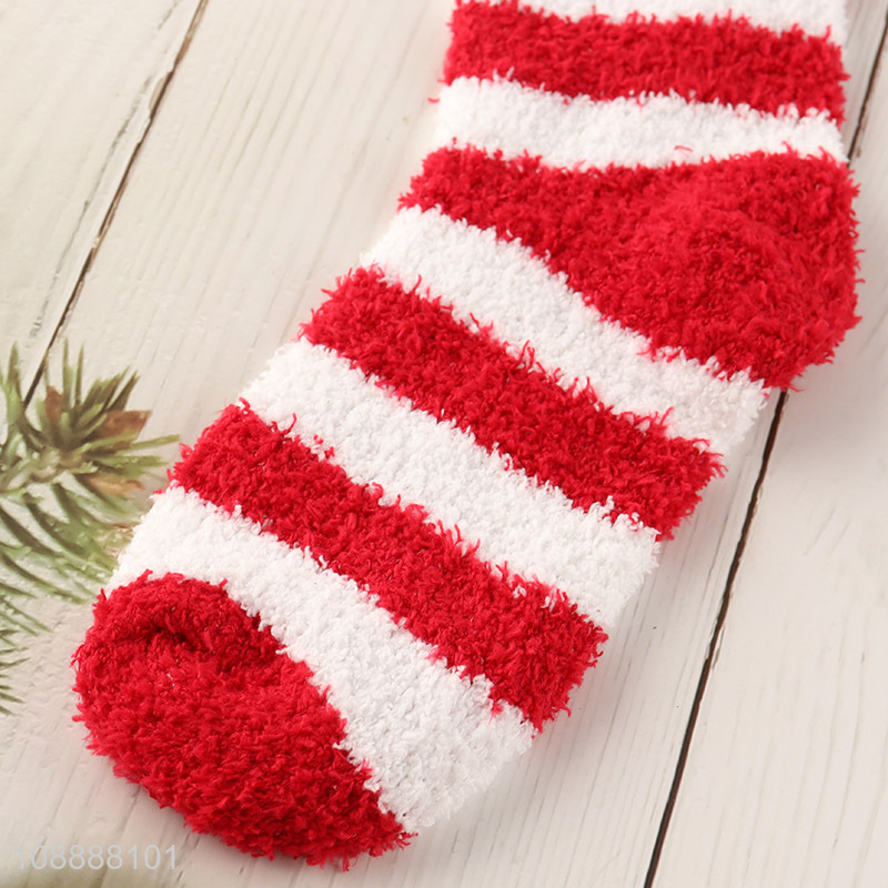 Yiwu market womens winter socks fuzzy microfiber slipper socks