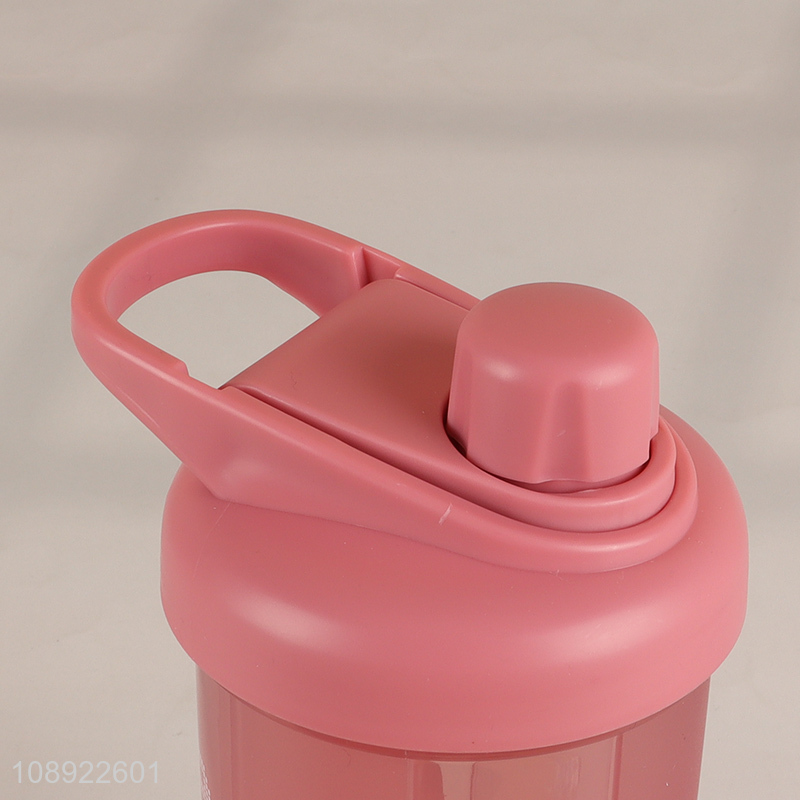 High Quality Portable Sports Water Bottle Protein Shaker Bottle