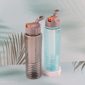 New Arrival 700ml Portable Plastic Sports Water Bottle with Flip Straw