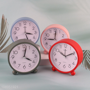 Good Quality Round Analog Alarm Clock Bedside Quartz Desk Clock