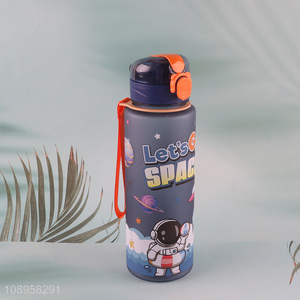 Hot Selling 700ml Plastic Water Bottle Leakproof Kids Water Bottle