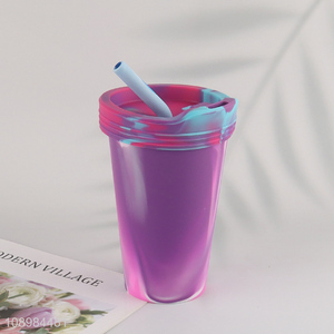 China wholesale silicone water cup drinking cup with <em>straw</em> and lid